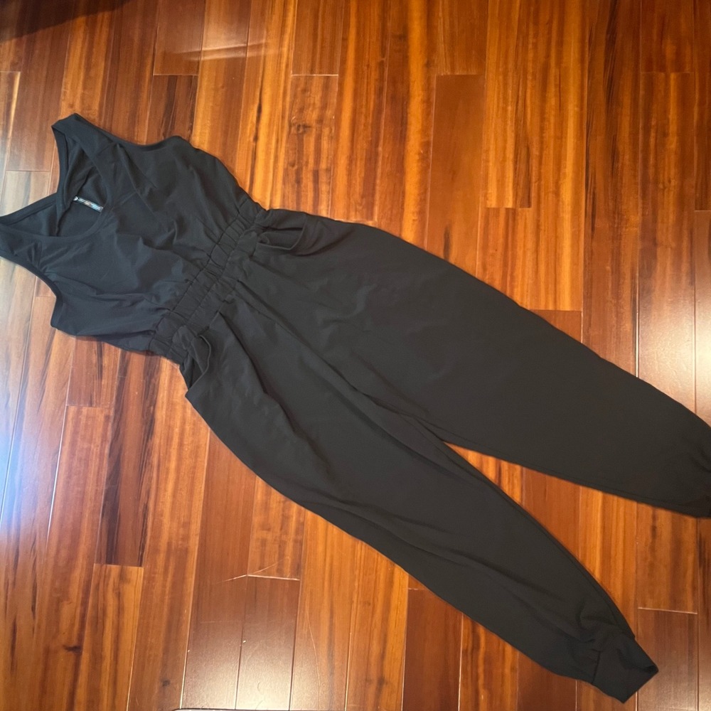 KUHL Vantage Jumpsuit Black One-Piece Sleeveless Elastic Waist Jogger Sz Medium